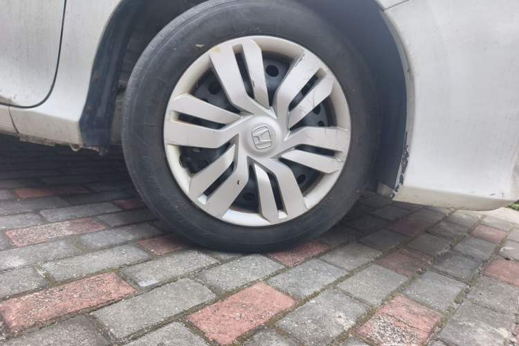 Used Honda City 2015 1.5L CVT Comfort Version Right Front Wheel Hub