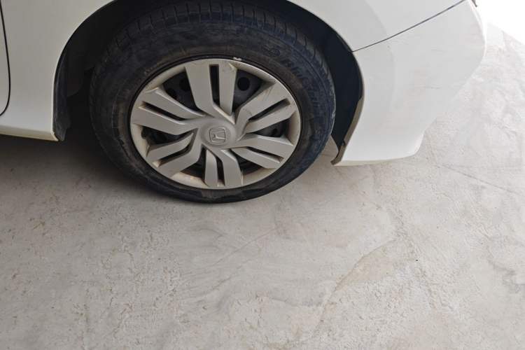 Used Honda City 2015 1.5L CVT Comfort Version Right Front Wheel Hub