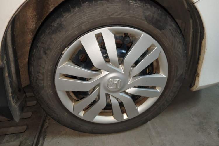 Used Honda City 2015 1.5L CVT Comfort Version Right Front Wheel Hub