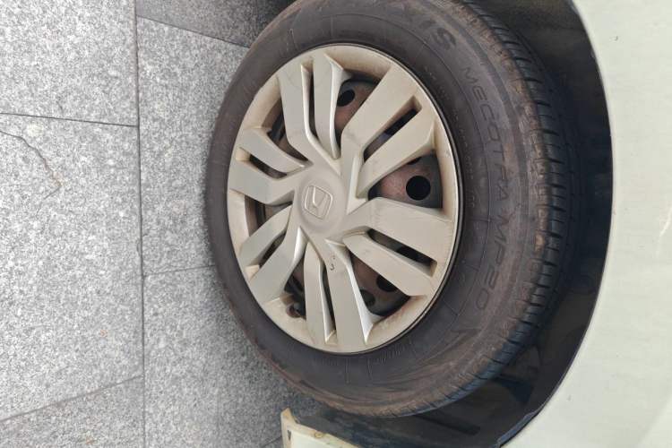 Used Honda City 2015 1.5L CVT Comfort Version Right Front Wheel Hub