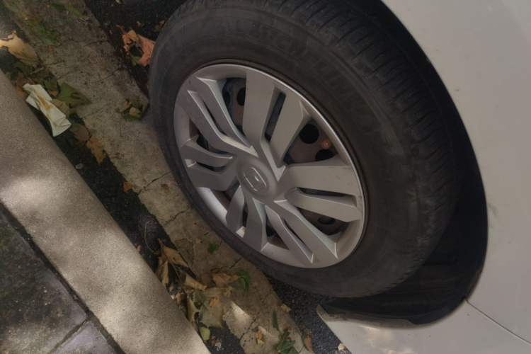 Used Honda City 2015 1.5L CVT Comfort Version Right Front Wheel Hub