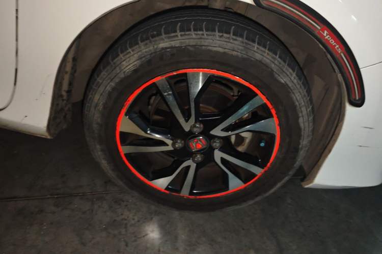Used Honda City 2015 1.5L CVT Comfort Version Right Front Wheel Hub