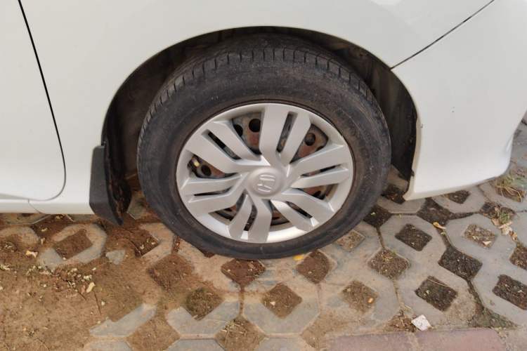Used Honda City 2015 1.5L CVT Comfort Version Right Front Wheel Hub