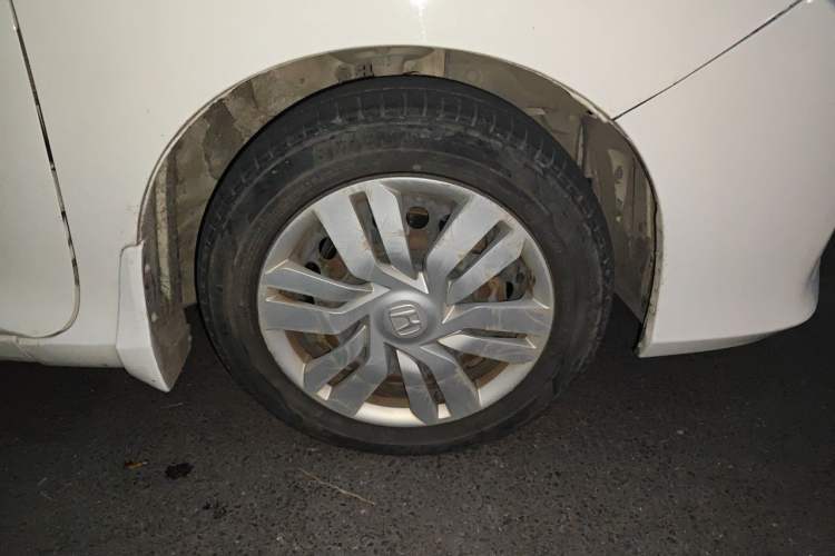 Used Honda City 2015 1.5L CVT Comfort Version Right Front Wheel Hub