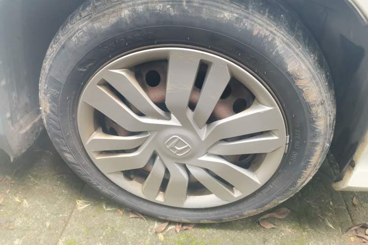 Used Honda City 2015 1.5L CVT Comfort Version Right Front Wheel Hub