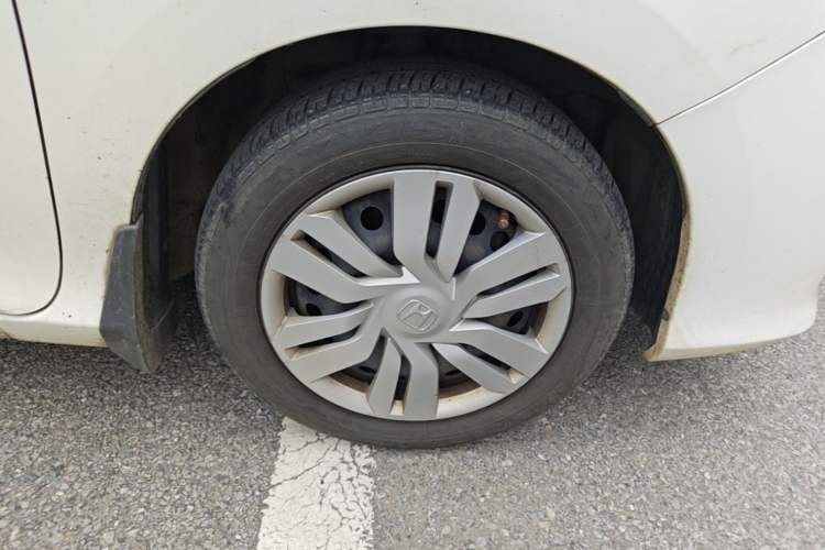 Used Honda City 2015 1.5L CVT Comfort Version Right Front Wheel Hub