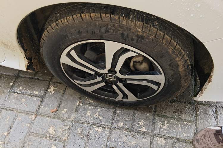 Used Honda City 2015 1.5L CVT Comfort Version Right Front Wheel Hub