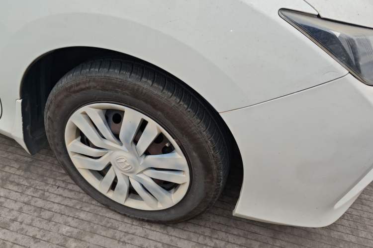 Used Honda City 2015 1.5L manual Comfort version Right Front Wheel Hub