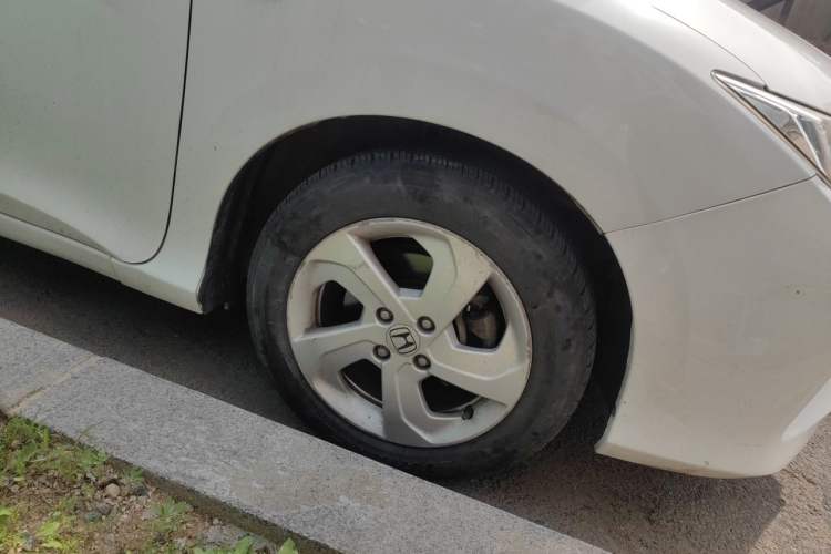 Used Honda City 2015 1.5L CVT Luxury Edition Right Front Wheel Hub