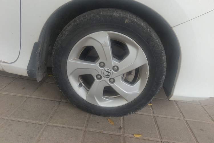 Used Honda City 2015 1.5L CVT Luxury Edition Right Front Wheel Hub