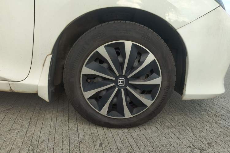 Used Honda City 2015 1.5L CVT Comfort Version Right Front Wheel Hub