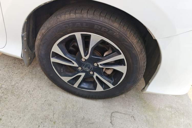 Used Honda City 2015 1.5L CVT Comfort Version Right Front Wheel Hub