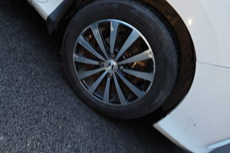 Used Honda City 2015 1.5L CVT Comfort Version Right Front Wheel Hub
