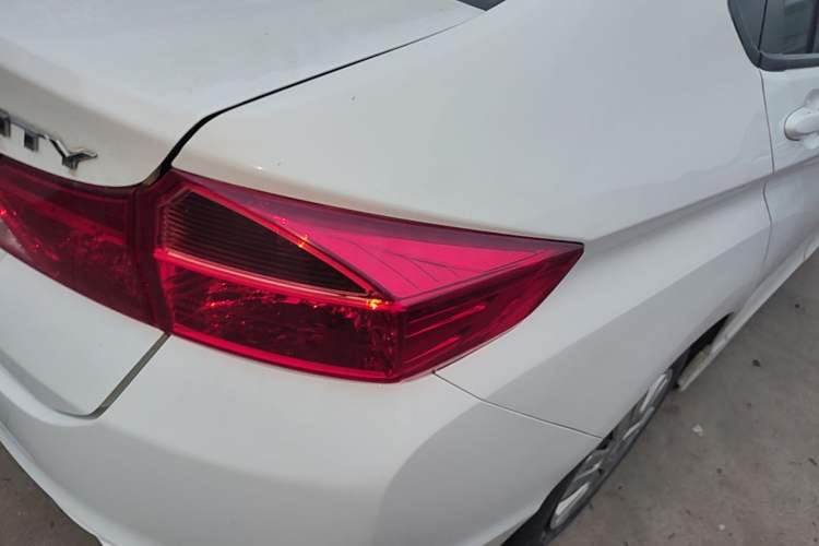 Used Honda City 2015 1.5L CVT Comfort Version Right Rear Taillight
