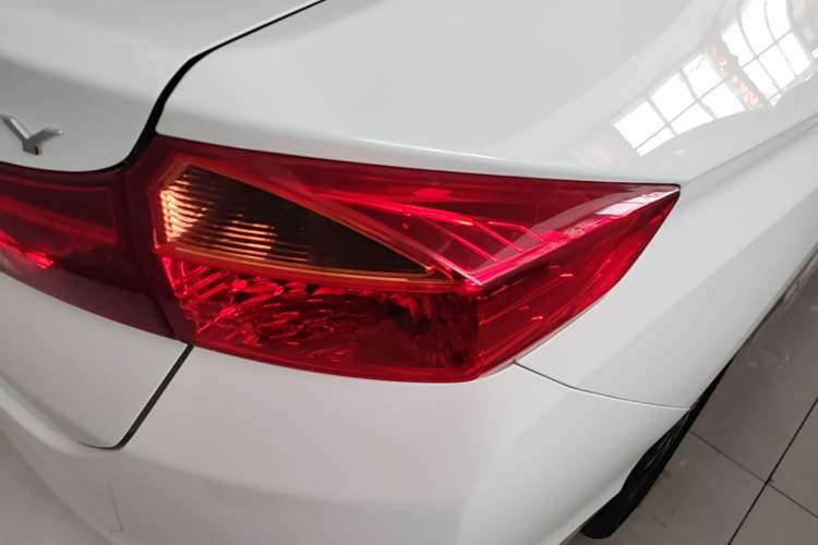 Used Honda City 2015 1.5L CVT Comfort Version Right Rear Taillight