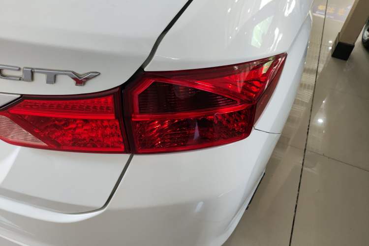 Used Honda City 2015 1.5L CVT Comfort Version Right Rear Taillight