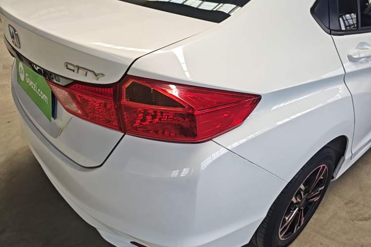 Used Honda City 2015 1.5L CVT Comfort Version Right Rear Taillight