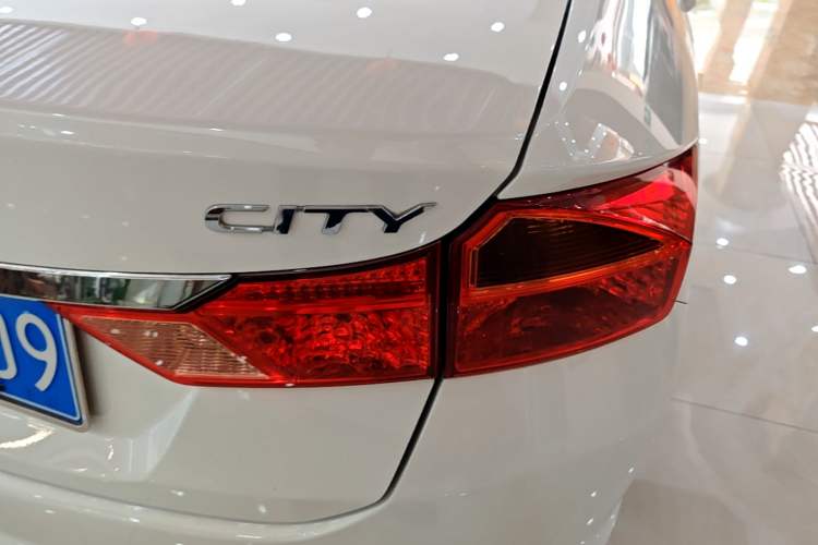Used Honda City 2015 1.5L CVT Comfort Version Right Rear Taillight