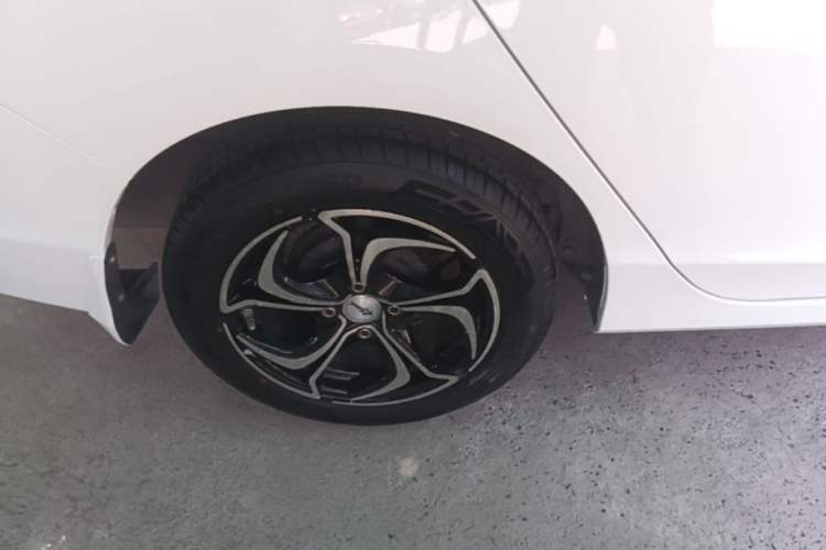 Used Honda City 2015 1.5L CVT Comfort Version Right Rear Wheel Hub