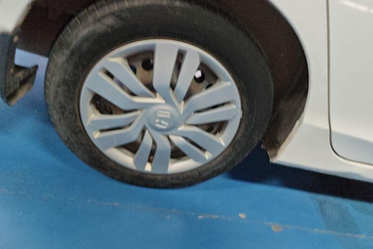 Used Honda City 2015 1.5L CVT Comfort Version Right Rear Wheel Hub