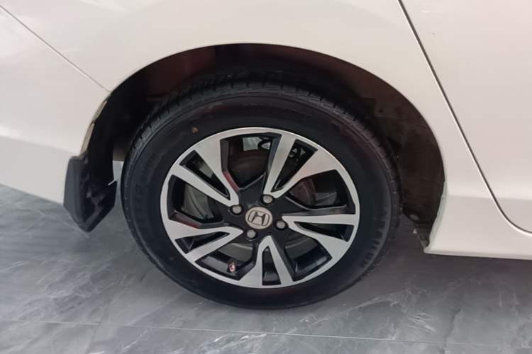 Used Honda City 2015 1.5L CVT Comfort Version Right Rear Wheel Hub