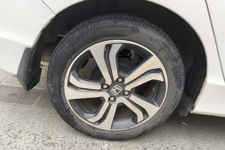 Used Honda City 2015 1.5L CVT Flagship Edition Right Rear Wheel Hub