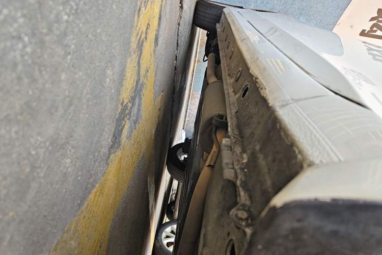 Used Honda City 2015 1.5L CVT Comfort Version Right Side Sill