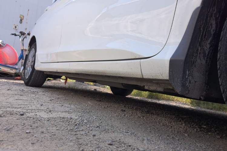 Used Honda City 2015 1.5L CVT Comfort Version Right Side Sill