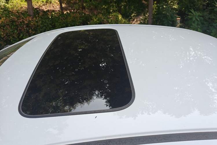 Used Honda City 2015 1.5L CVT Luxury Edition Roof