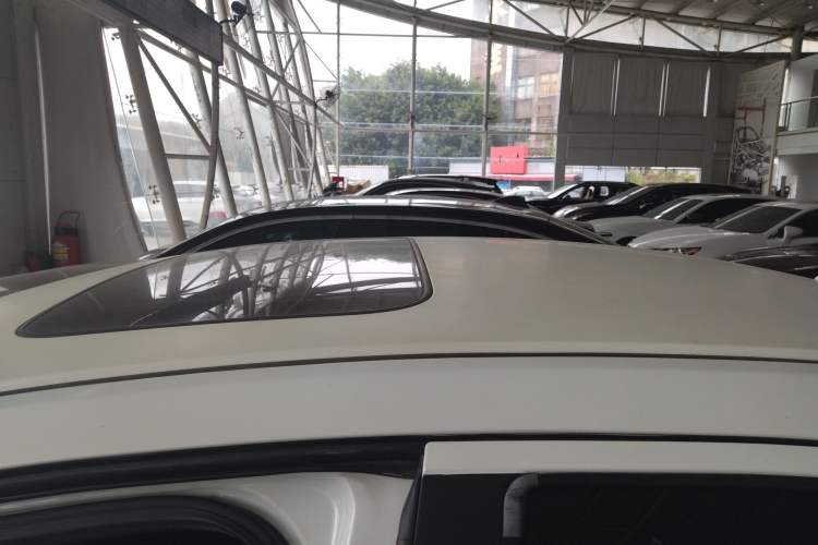 Used Honda City 2015 1.5L CVT Luxury Edition Roof