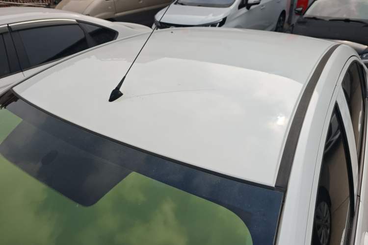 Used Honda City 2015 1.5L manual Comfort version Roof