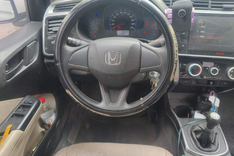 Used Honda City 2015 1.5L manual luxury edition Steering Wheel