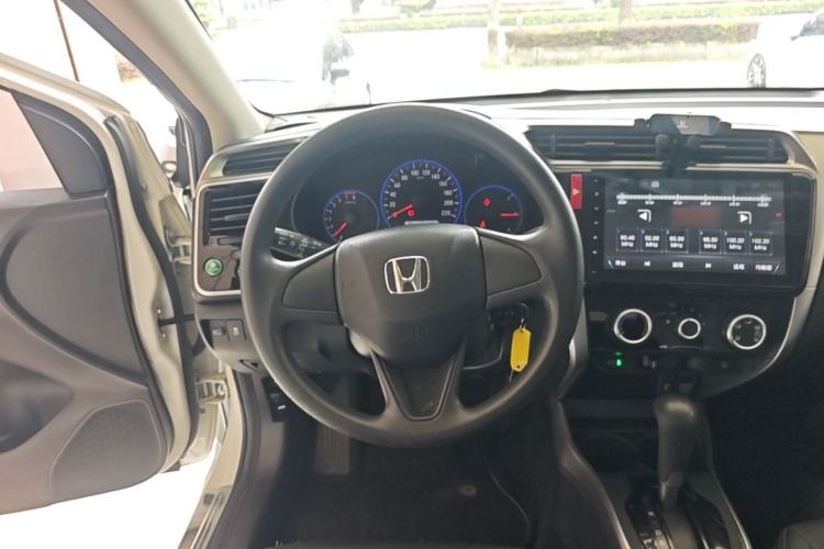 Used Honda City 2015 1.5L CVT Luxury Edition Steering Wheel