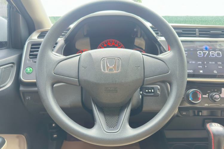 Used Honda City 2015 1.5L CVT Comfort Version Steering Wheel
