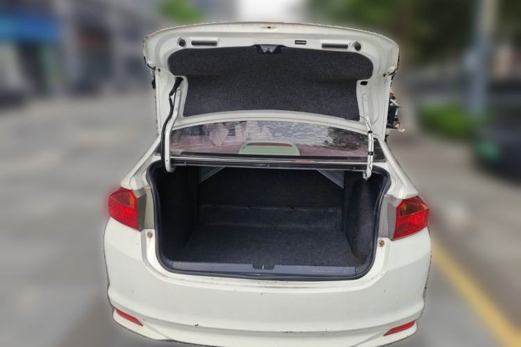Used Honda City 2015 1.5L CVT Comfort Version Trunk