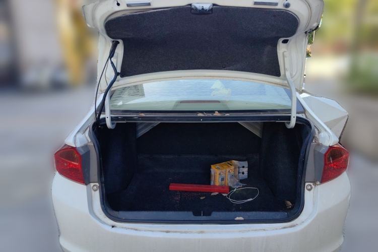 Used Honda City 2015 1.5L manual Comfort version Trunk