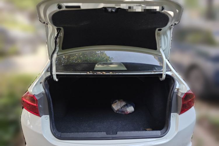 Used Honda City 2015 1.5L CVT Comfort Version Trunk