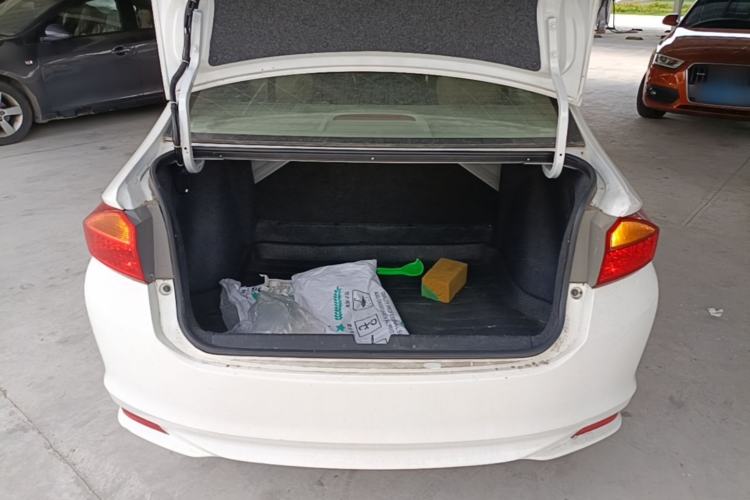 Used Honda City 2015 1.5L Manual Advance Edition Trunk