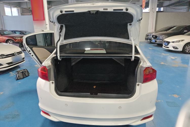 Used Honda City 2015 1.5L CVT Comfort Version Trunk