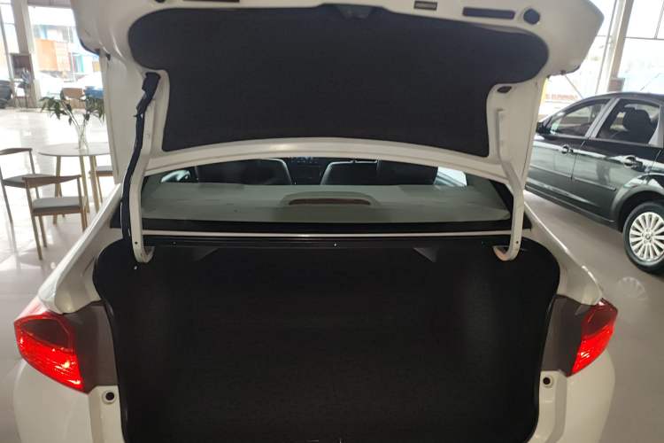 Used Honda City 2015 1.5L CVT Comfort Version Trunk