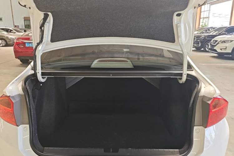 Used Honda City 2015 1.5L CVT Comfort Version Trunk