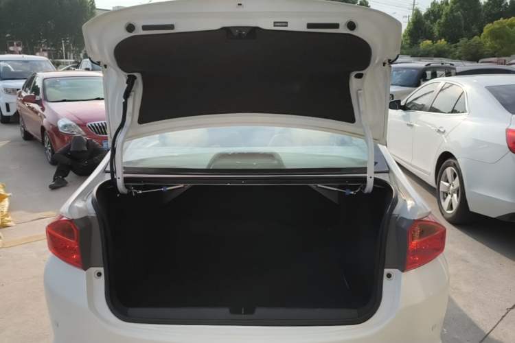 Used Honda City 2015 1.5L manual Comfort version Trunk