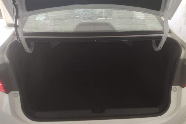 Used Honda City 2015 1.5L CVT Comfort Version Trunk