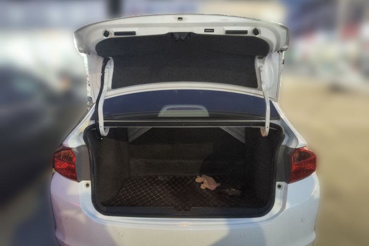Used Honda City 2015 1.5L CVT Flagship Edition Trunk