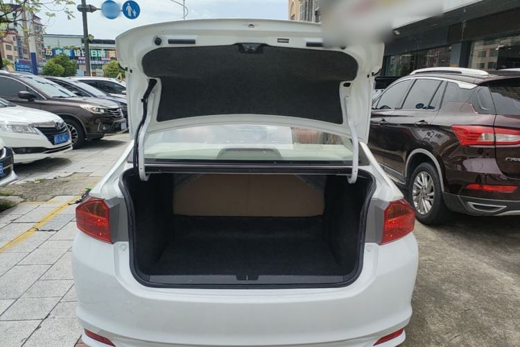 Used Honda City 2015 1.5L CVT Comfort Version Trunk