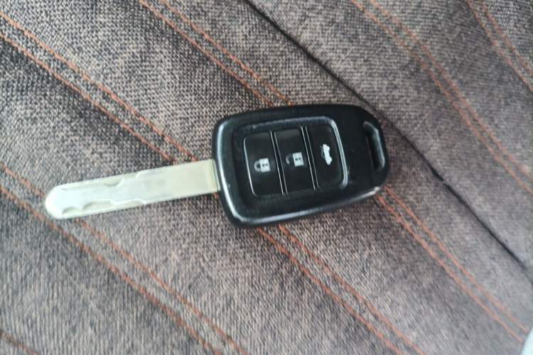 Used Honda City 2015 1.5L manual Comfort version Vehicle Key