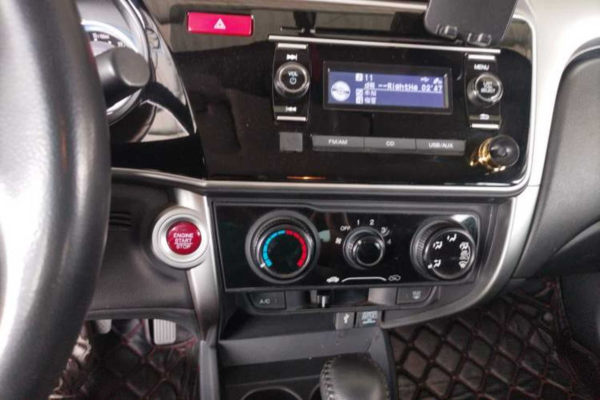 Used Honda City 2017 1.5L CVT Elite Edition Audio And AC Panel