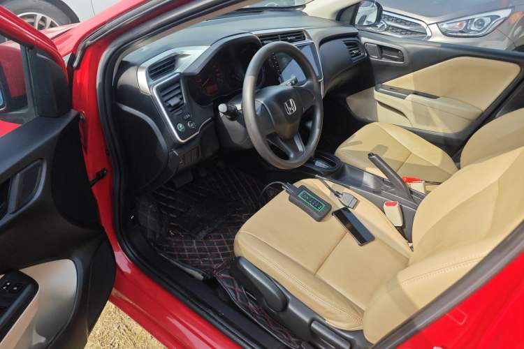 Used Honda City 2017 1.5L CVT Comfort Version Driver Seat