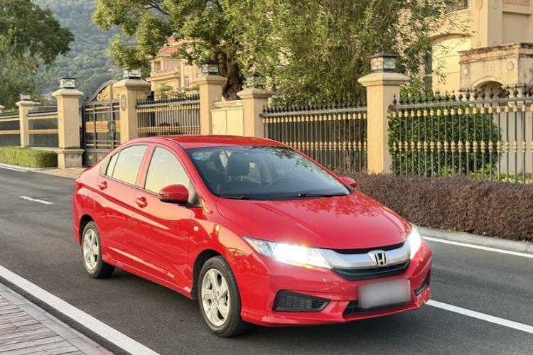 Used Honda City 2017 1.5L CVT Elite Edition Exterior 5