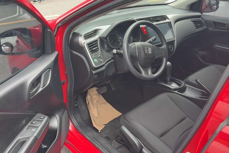 Used Honda City 2017 1.5L CVT Elite Edition Interior 2